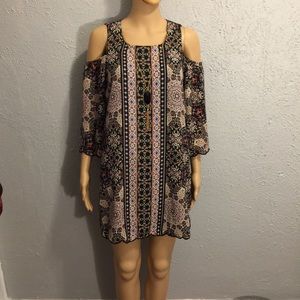 Cold Shoulder dress👚